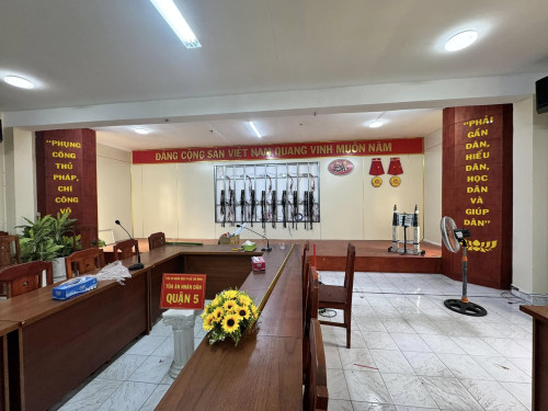 Trang Trí Hội Trường